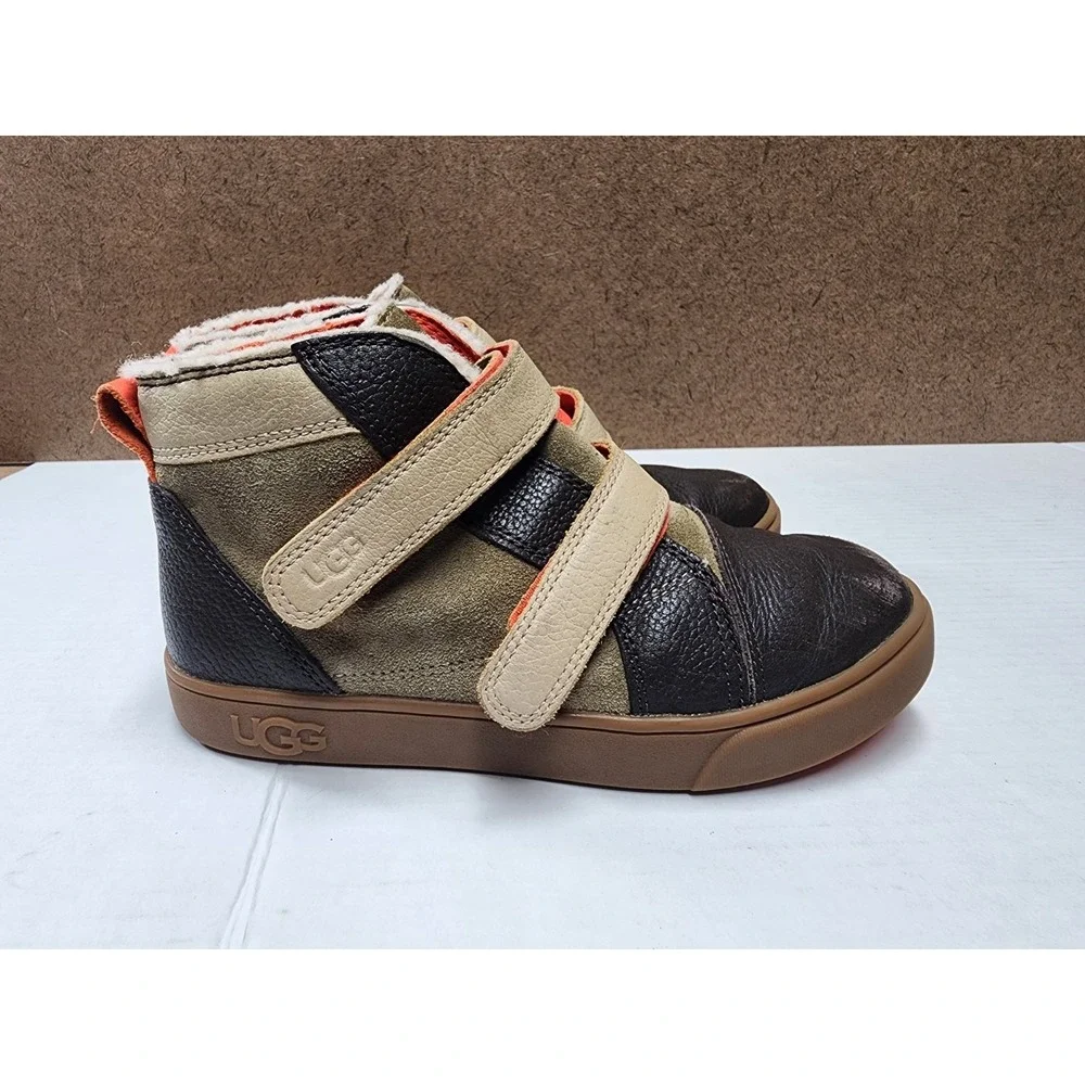 UGG Rennon II Toddler Boot Sneaker Shoes Sz 2 Antilope Brown Leather Strap Kids
